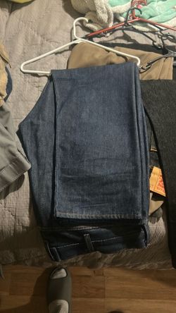 Levi 501s hardly used. 3 colors blue black and grey 40x30