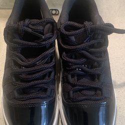 Kids Low Top  Retro 11’s 