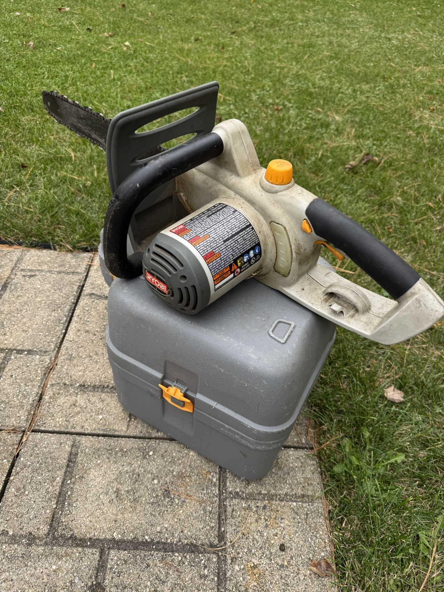 Ryobi Electric Chain Saw