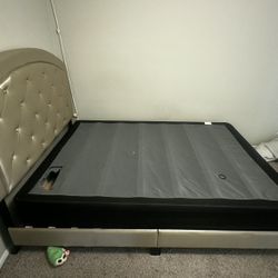 Full Size Bed