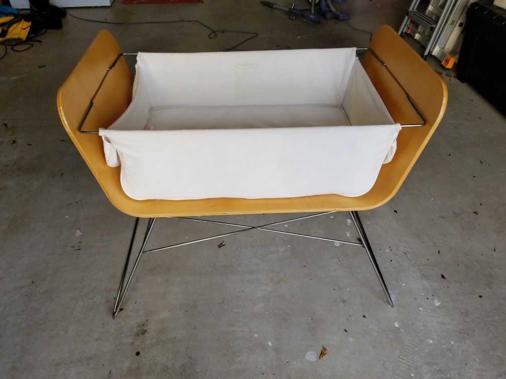 Ooba Nest Bassinet