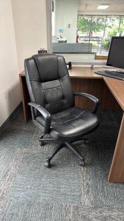 Office Chair / Desk Chair Leather