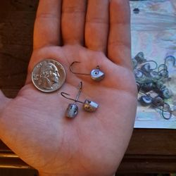 (25) 4g Guppy Style Jig Heads.