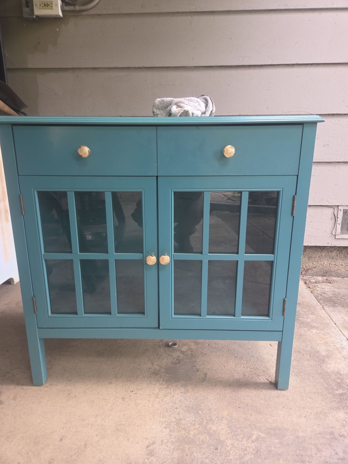 Glass door cabinet