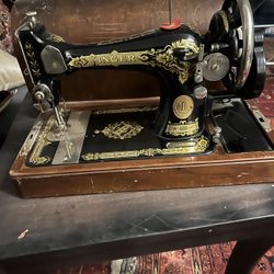 Antique Sewing Machine 