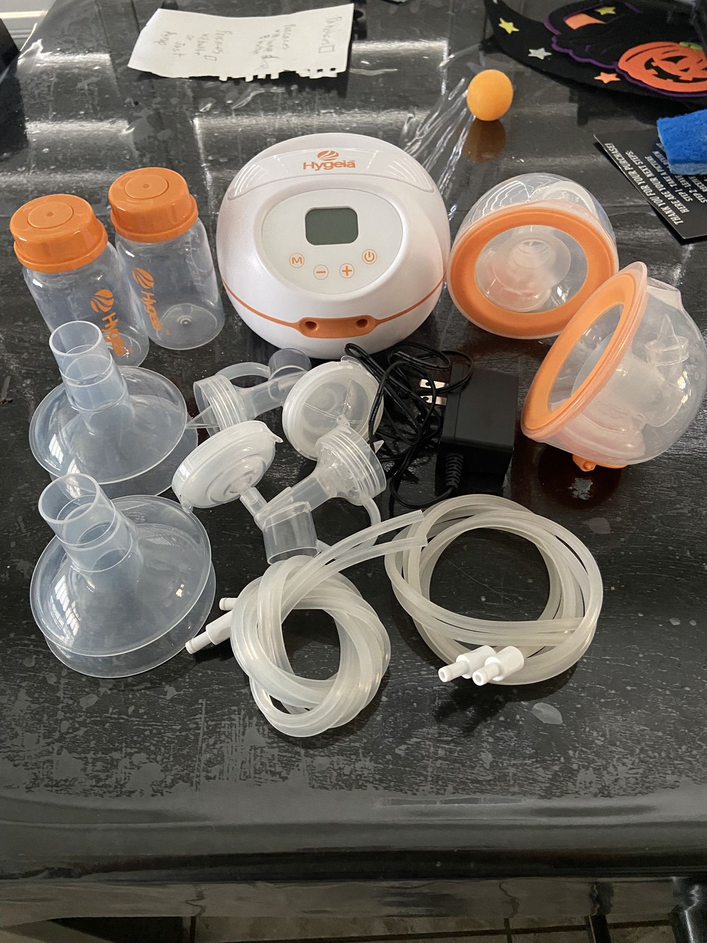 Breast pump