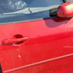 06 mazda 3 Complete pass. Side front door ( right front ) Door.