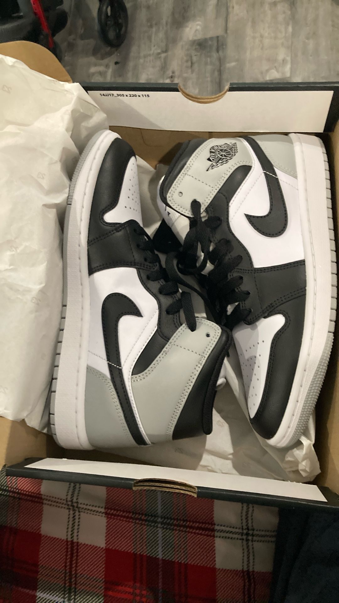 Air Jordan 1 Mid
