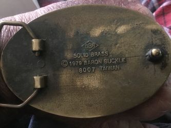 Belt buckle