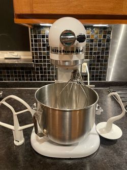 KitchenAid K5SS stand mixer