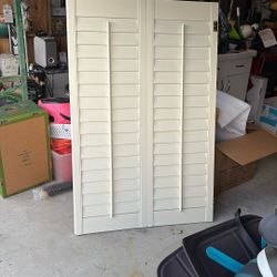 Interior Window Shutters 