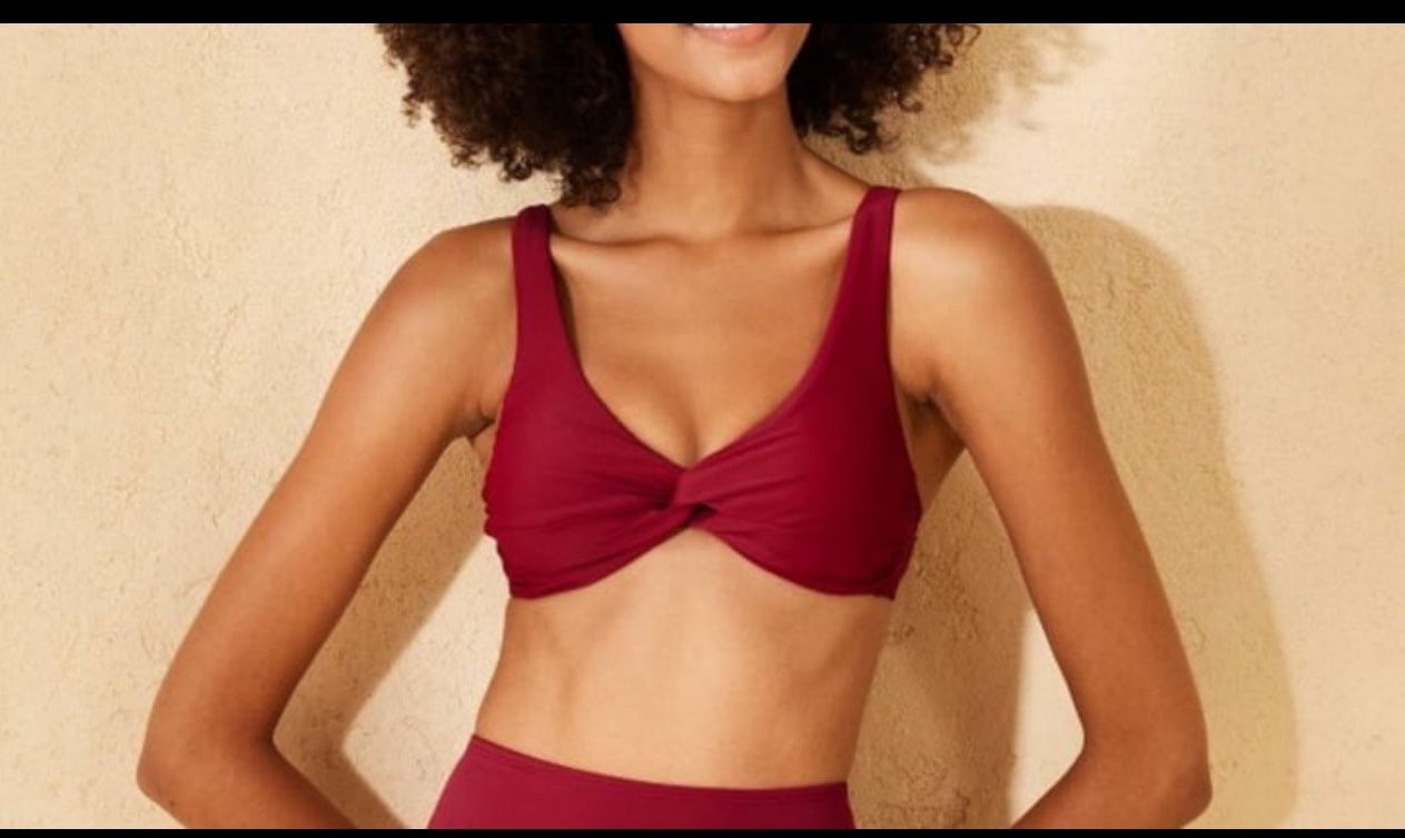 Women's Twist-Front Bralette Bikini Top Shade & Shore NWT XS Red
