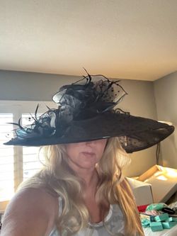 Opening day at the races hat 🎩