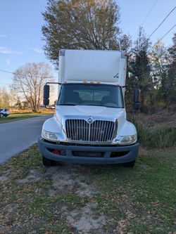 For Sale 2009 International Box Truck