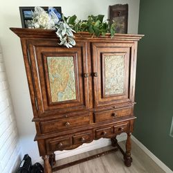 China - Glassware Hutch 