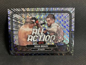 Topps Chrome UFC Sean Brady All Action 1/2