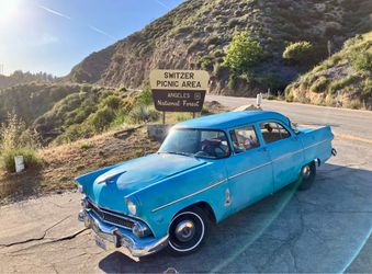 FORD 1955 Customline Inline 6.