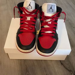 Black/Gym Red-White Air Jordan 1