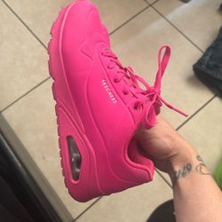 Sketchers Neon Shoes