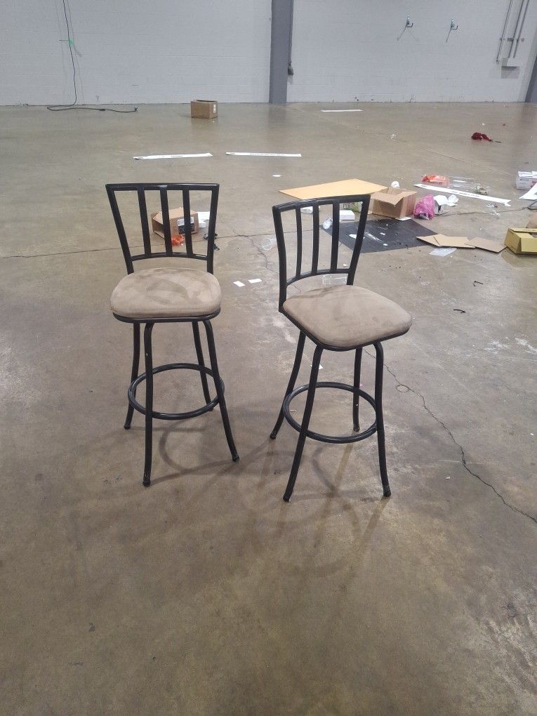 Bar Stools 