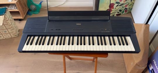 Yamaha keyboard ( moving sale)
