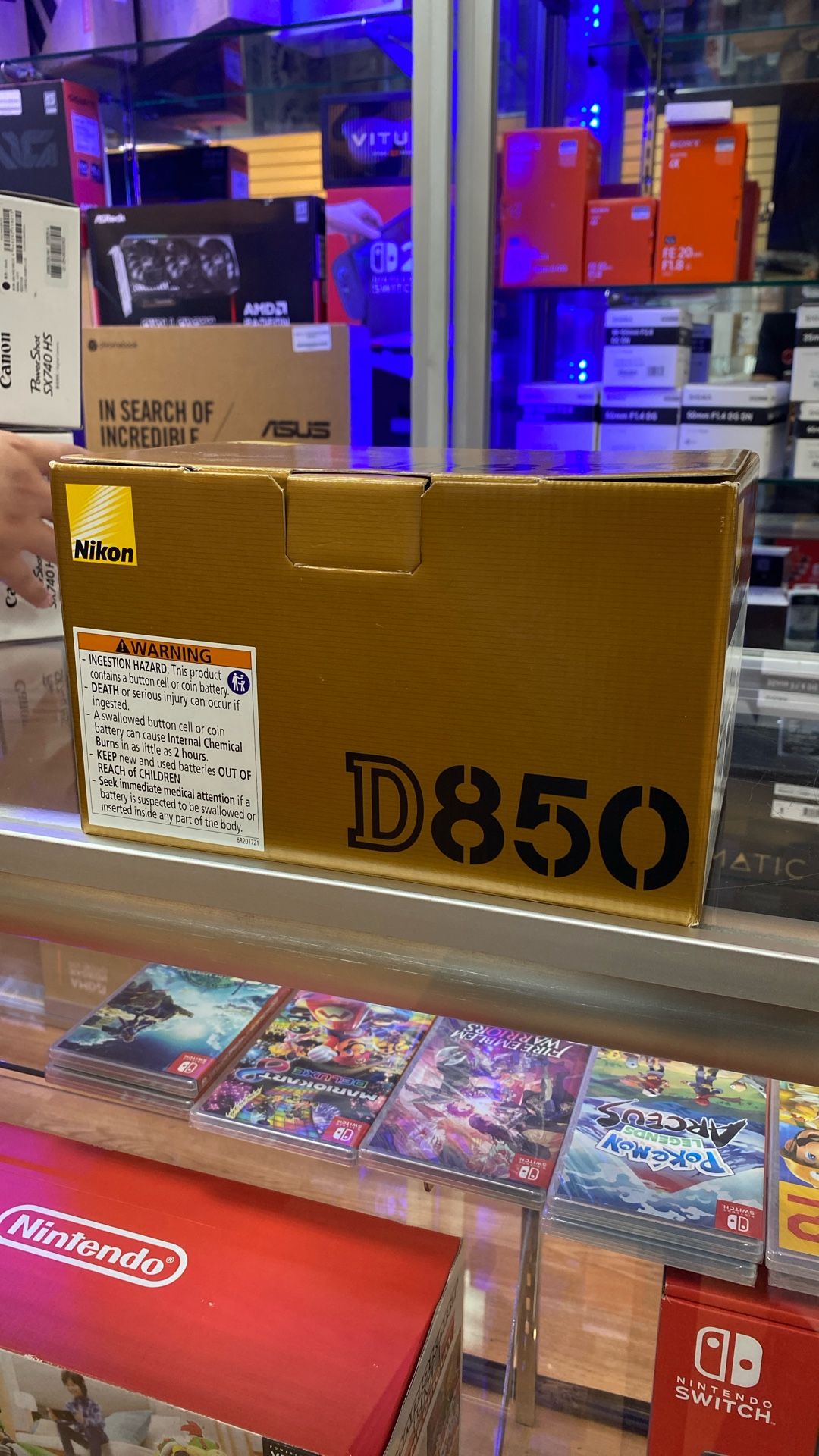 Nikon D850 < Limited Time Offer >