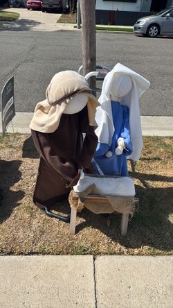 Curb alert, 17114 Buttonwood St. fountain Valley