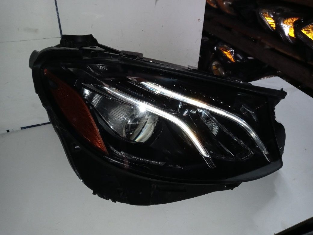 MERCEDES E300 2018 HEADLIGHT