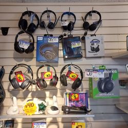 HEADPHONES AND GAMING HEADSETS (PRICE IS INDIVIDUAL)