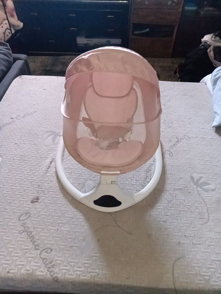 Electric Swinging Chair 