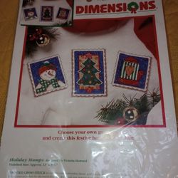 #02 • Choose Your Own Garment And Great ethos Festive Holiday Wearable With Waste Canvas Designs 