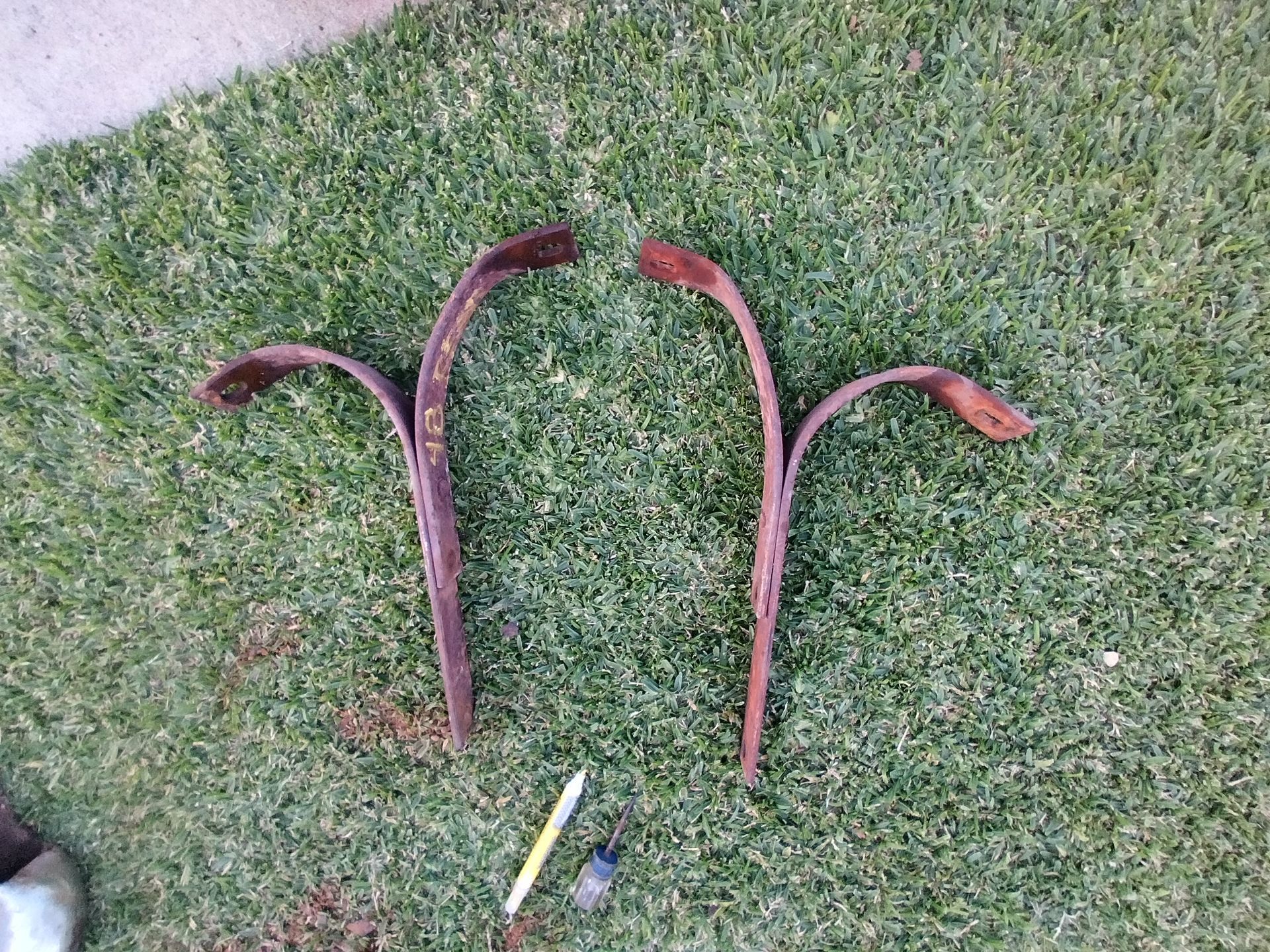 1946-48 Chevy car rear bumper brackets