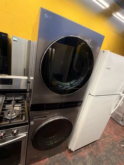 LG washer and dryer tower