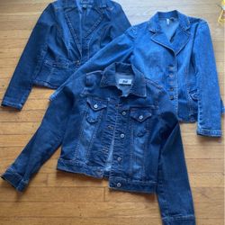 Ladies Jean Jackets Size Small 