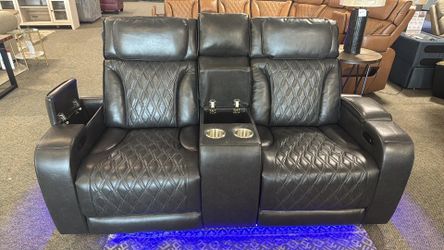 💞OM 💞  Brand New Living Room Set Power Reclining Sofa and Loveseat