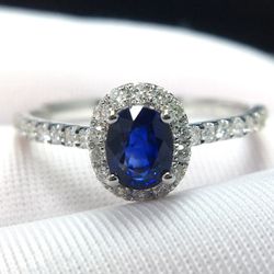 Blue Sapphire Diamond Ring