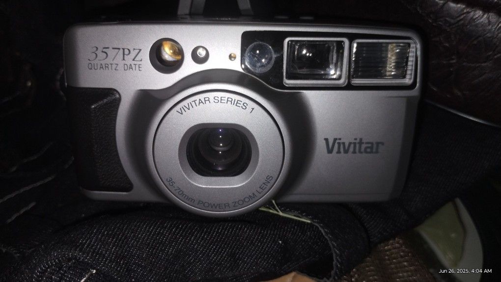 Vivitar Series 1 357PZ 35mm Camera