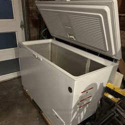 Free - Whirlpool 14 Cu ft Freezer