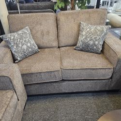 Brand New 61" x 36"W Brown Chenille Loveseat