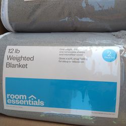 NEW - 12 Ib Weighted Blankets . Very Soft. $25 Each Blanket 