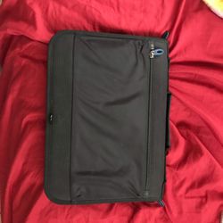 Brenthaven Laptop Case 