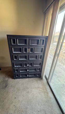 FREE Wooden Armorie