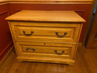 Oak 2 Drawer Lateral File