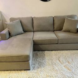 Beige Modern Reversible Sectional Sofa