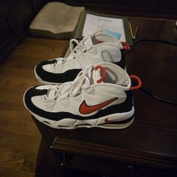 95 Nike Air Uptempo Size 9