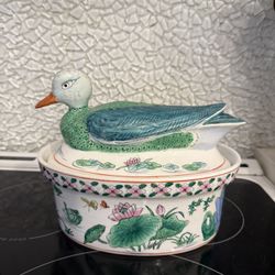 Porcelain Tureen 