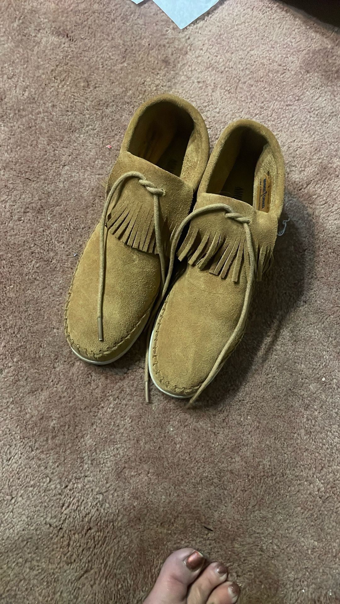 Minnetonka Light Brown Moccasin Size 8
