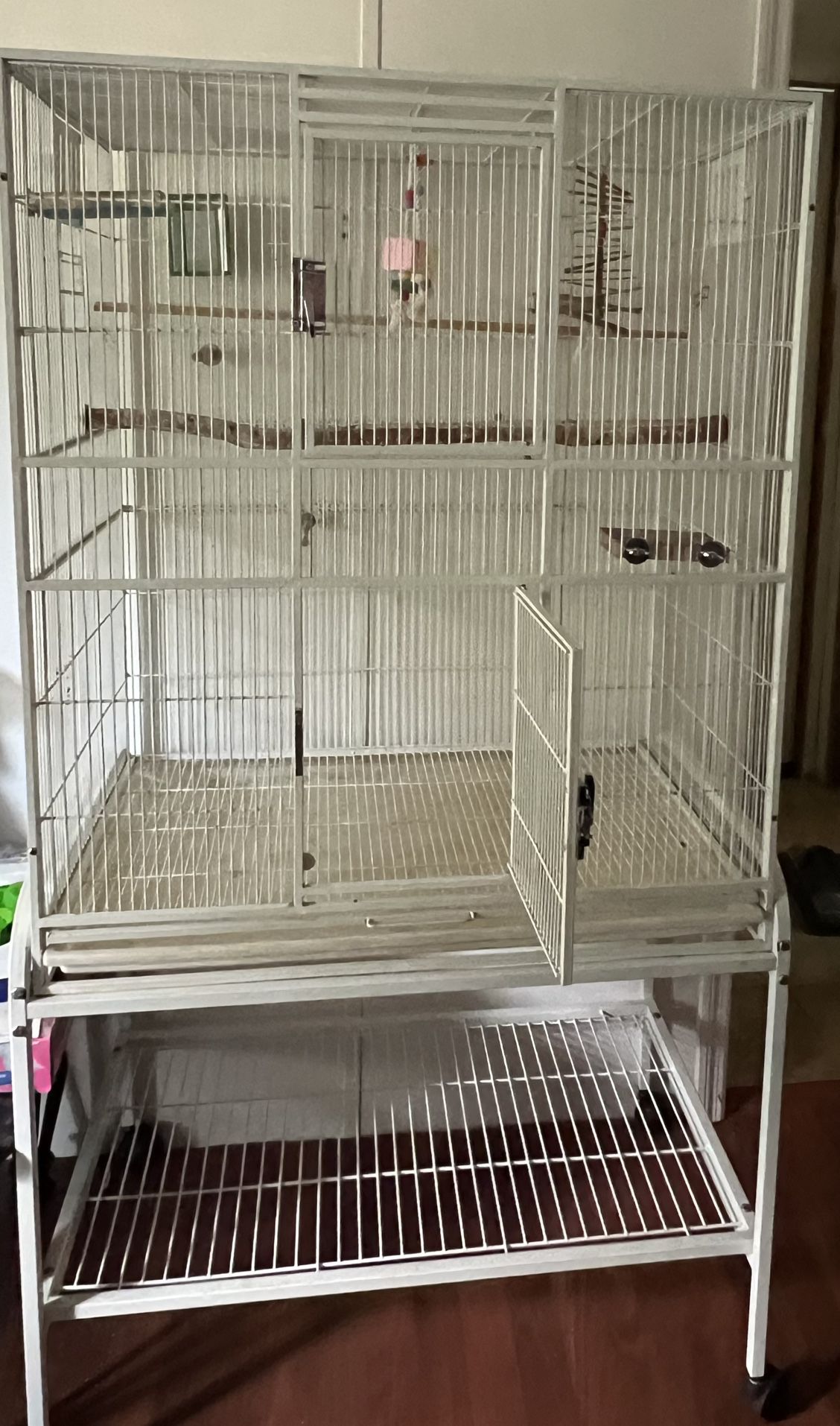 Large Bird Cage/Reptile Supplies