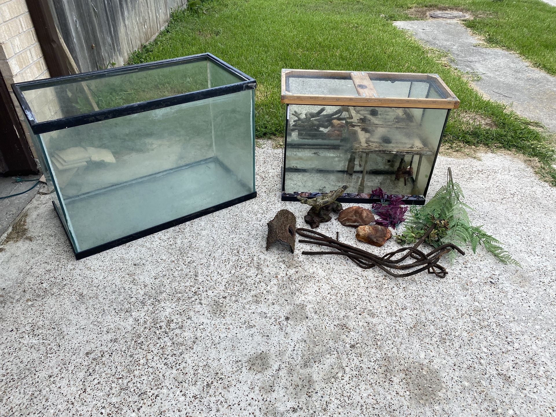 Reptile Tank And Fish Tank/aquarium