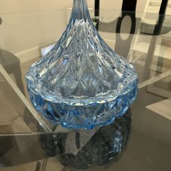 Godinger Blue hersey kiss candy dish